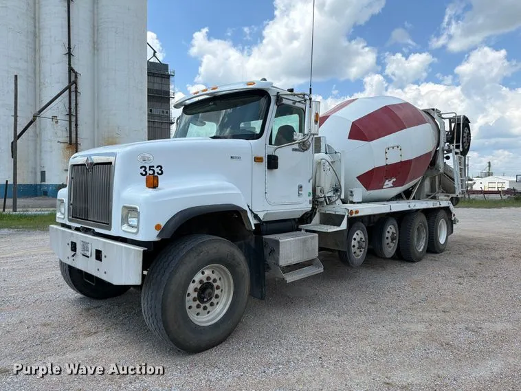 2013 International Paystar Ready Mix Truck