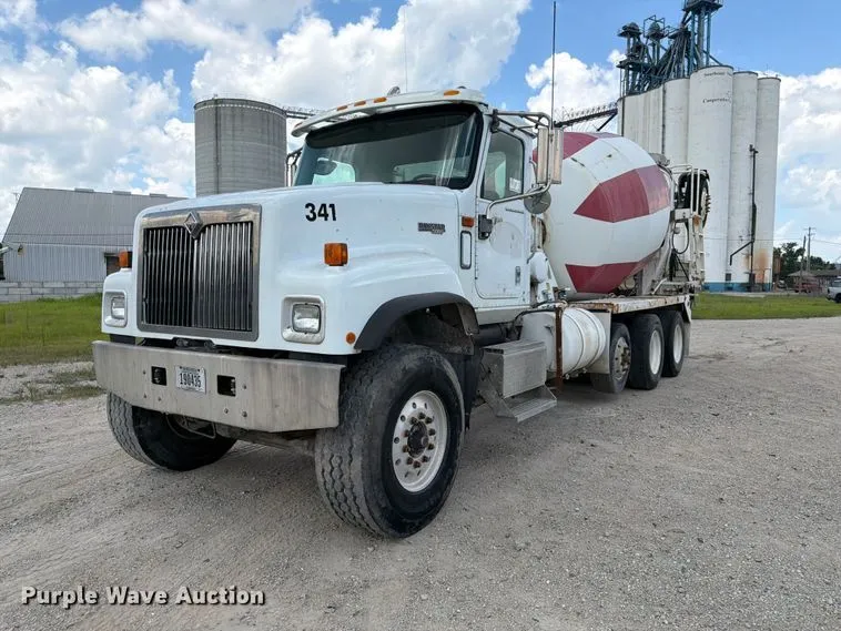 2007 International DF557 Ready Mix Truck
