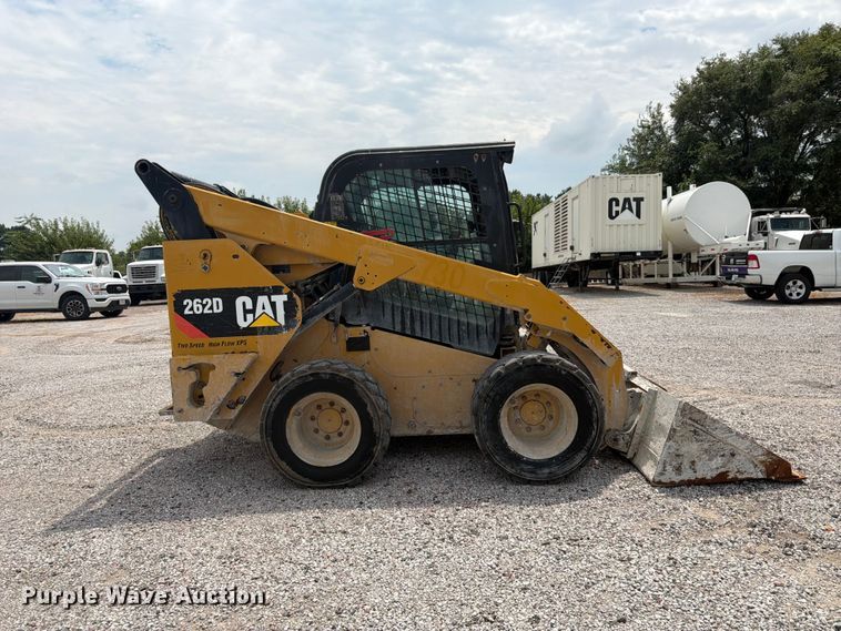 2014 Caterpillar 262D Skid Steer Loader - photo 4