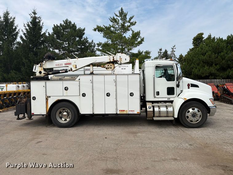 2017 Kenworth T370 Utility / Service Truck - photo 4