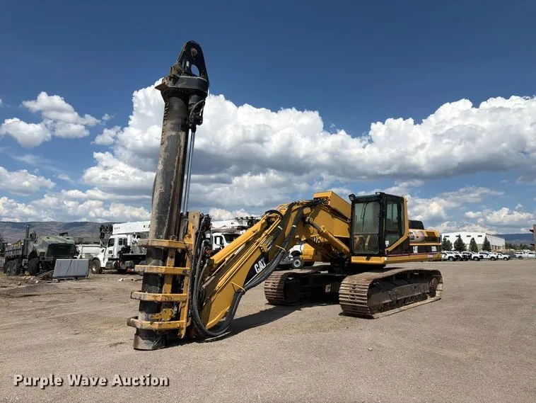 2001 Caterpillar 330B L Excavator