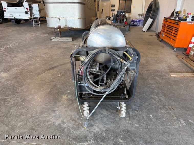 Landa PGHW5-3500 Pressure Washer - photo 2
