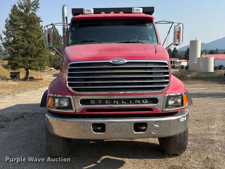 2007 Sterling L8500 Dump Truck - photo 2