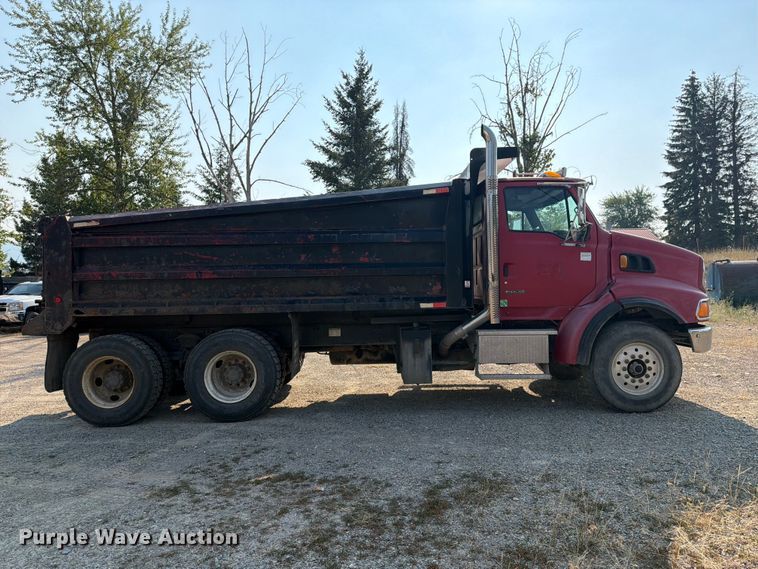 2007 Sterling L8500 Dump Truck - photo 4