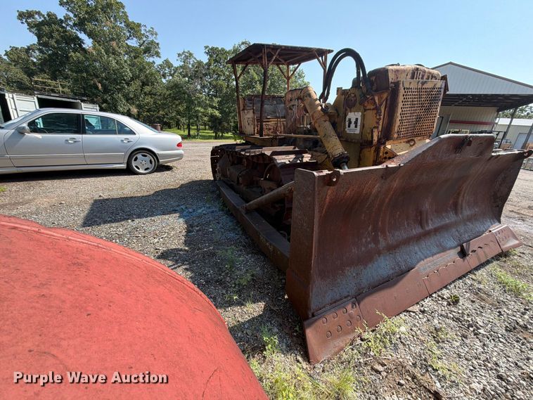 International TD20 Dozer - photo 3
