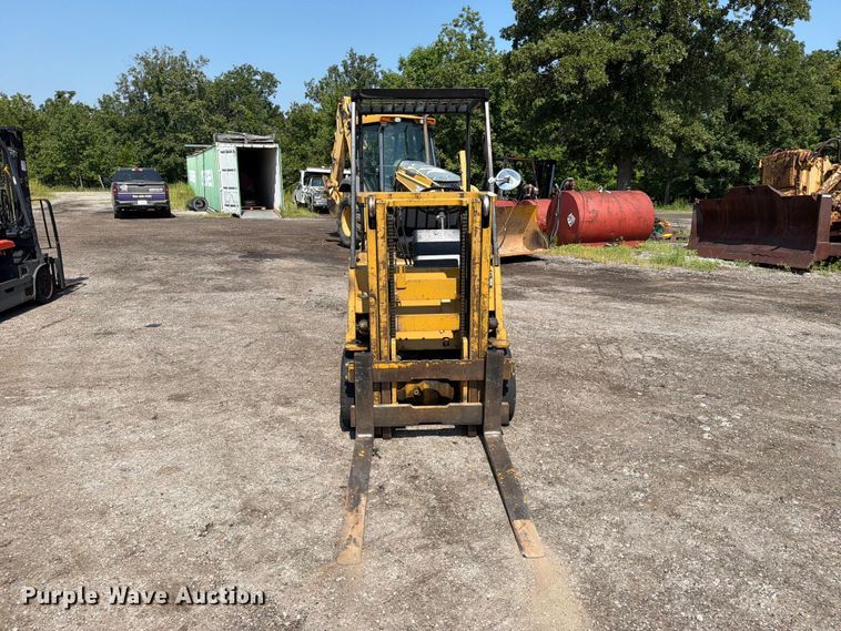 FG020 Forklift - photo 2