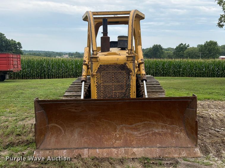 1983 Caterpillar D6D Dozer - photo 2