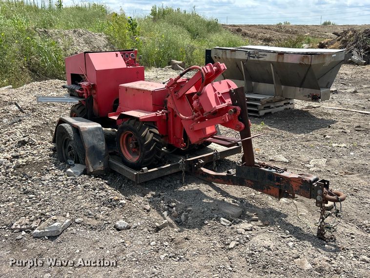 1984 Case Maxi Sneaker Vibratory Cable Plow - photo 3