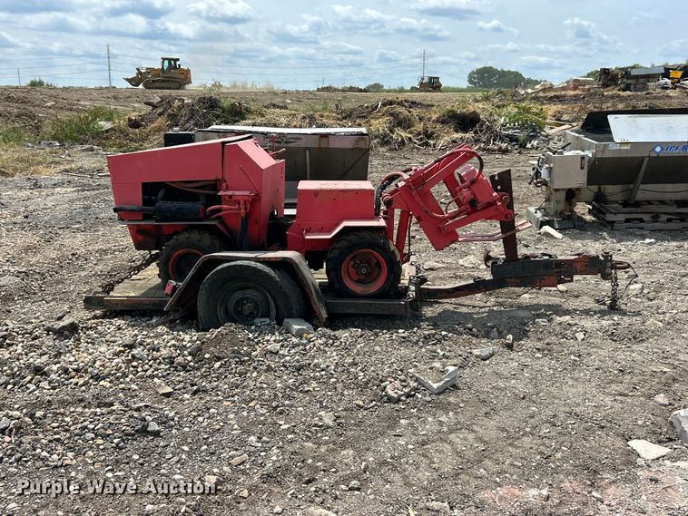 1984 Case Maxi Sneaker Vibratory Cable Plow - photo 4