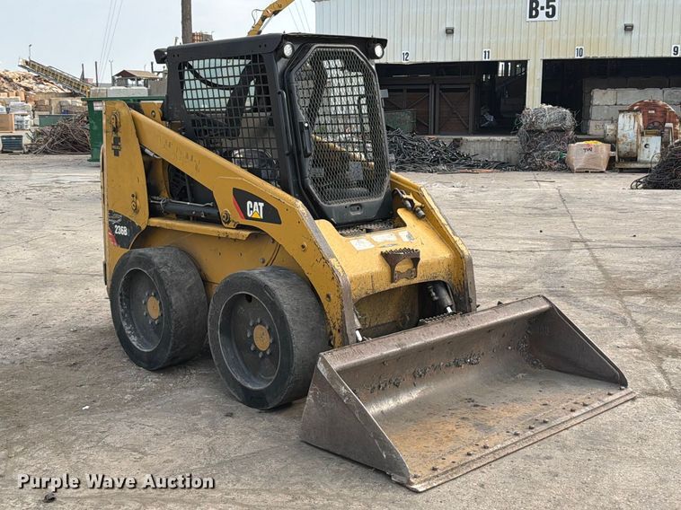 2012 Caterpillar 236B3 Skid Steer Loader - photo 3