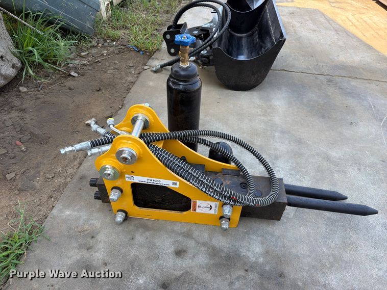 Typhon 0.8-2.5 Ton Breaker - photo 4