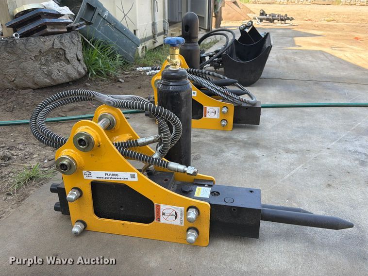 Typhon 0.8-2.5 Ton Breaker - photo 4