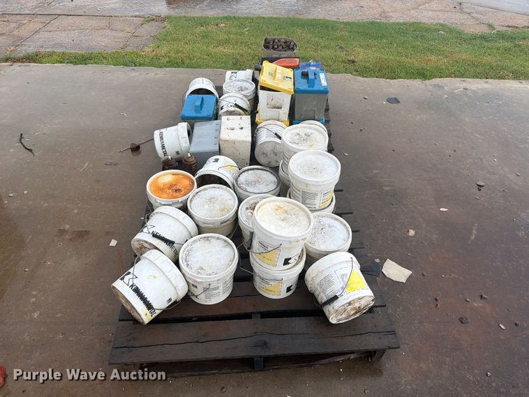(2) Pallets Of Bits - photo 4