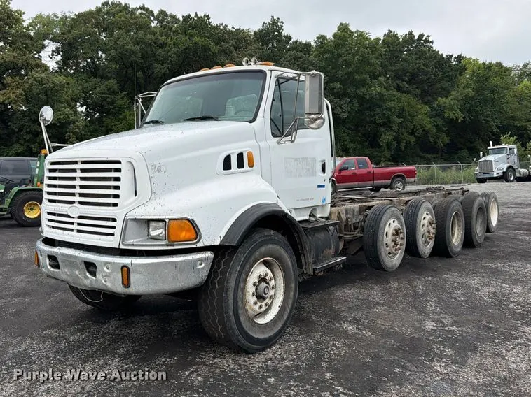 2004 Sterling L9500 Truck Cab And Chassis