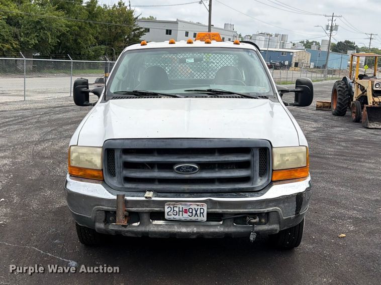 2000 Ford F350 Super Duty Crew Cab Flatbed Pickup Truck - photo 2