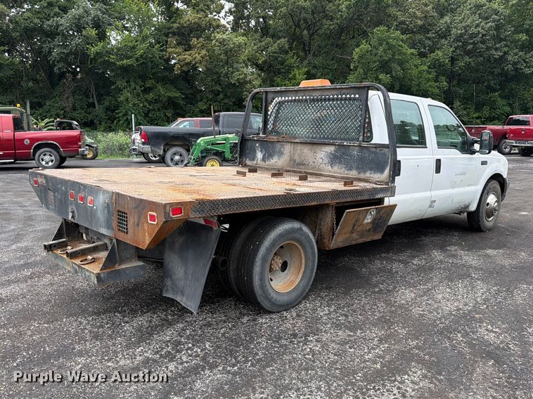 2000 Ford F350 Super Duty Crew Cab Flatbed Pickup Truck - photo 5