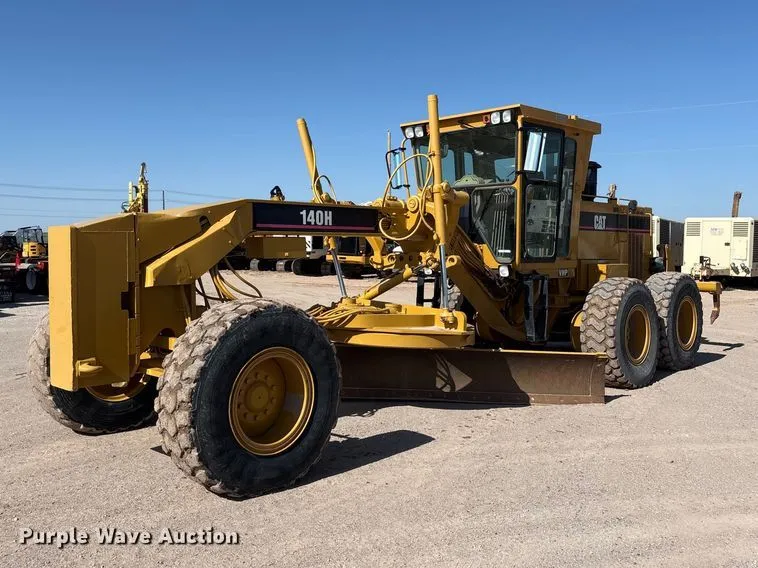 1999 Caterpillar 140H Motor Grader