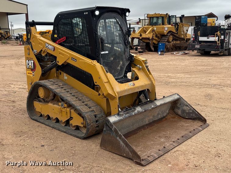 2023 Caterpillar 259D3 Tracked Skid Steer Loader - photo 3