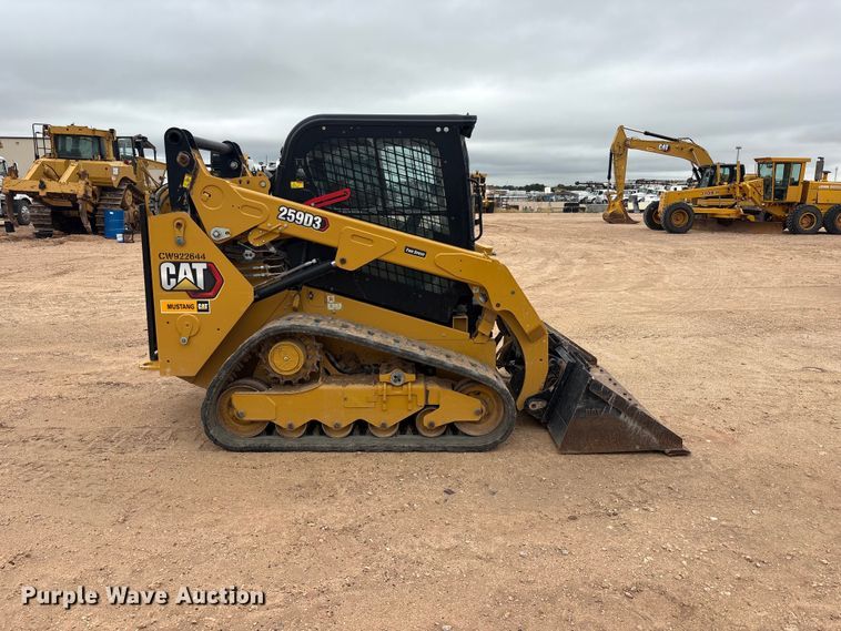 2023 Caterpillar 259D3 Tracked Skid Steer Loader - photo 4