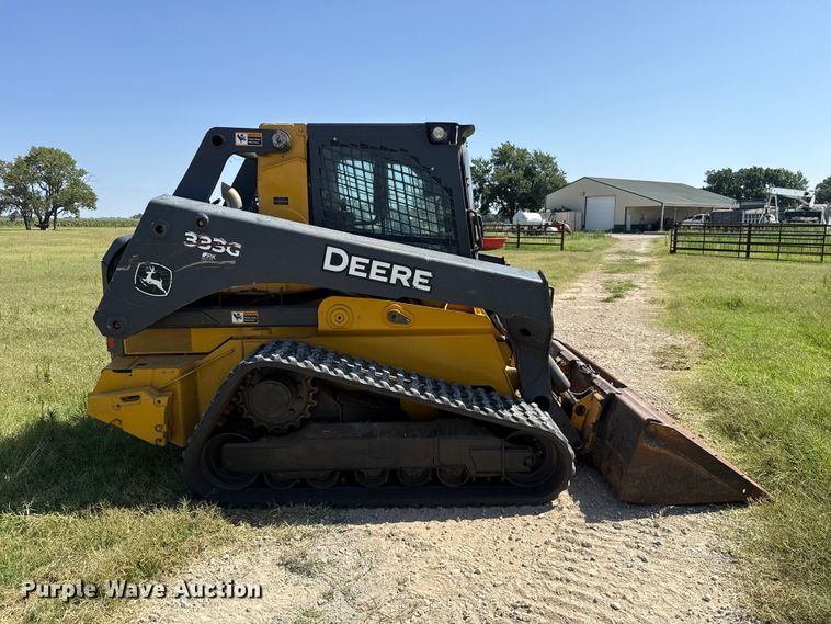 2016 John Deere 333G Tracked Skid Steer Loader - photo 4