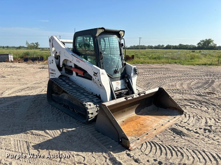 2016 Bobcat T750 Tracked Skid Steer Loader - photo 3