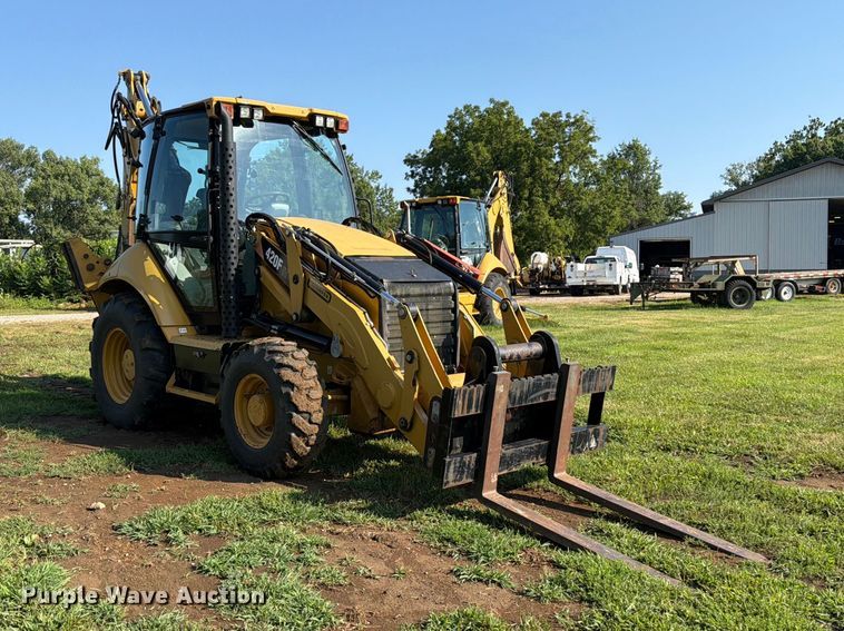 2013 Caterpillar 420F IT Backhoe - photo 3
