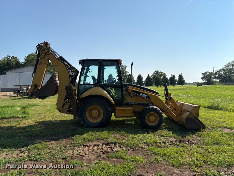 2006 Caterpillar 420E Backhoe - photo 4