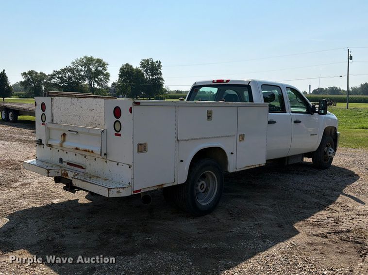 2012 Chevrolet Silverado 3500 Crew Cab Utility Bed Pickup Truck - photo 5