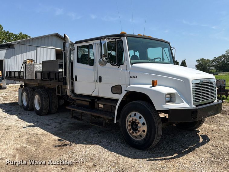 2003 Freightliner FL80 Crew Cab Flatbed Truck - photo 3