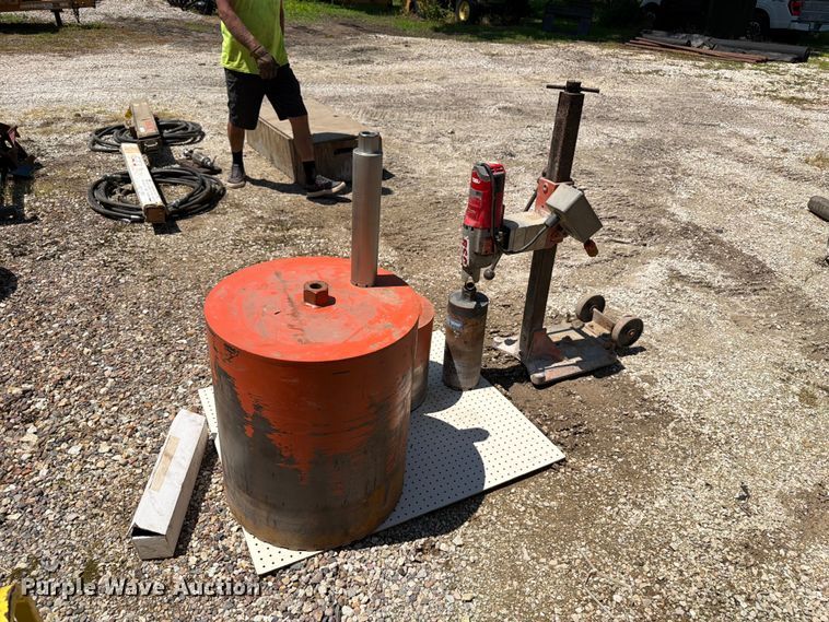 Milwaukee DYMODRILL Core Drill - photo 5