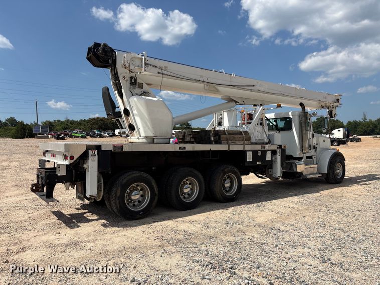 2012 Peterbilt 365 Crane Truck - photo 5