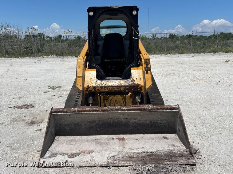 Caterpillar 259D Tracked Skid Steer Loader - photo 2