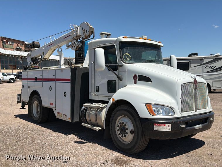 2013 Kenworth T370 Utility / Service Truck - photo 3