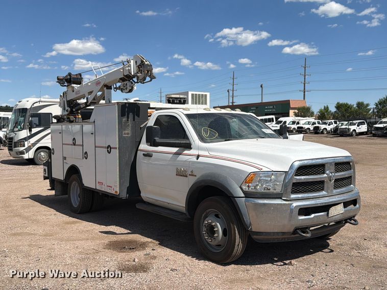 2015 RAM 5500 Utility / Service Truck - photo 3