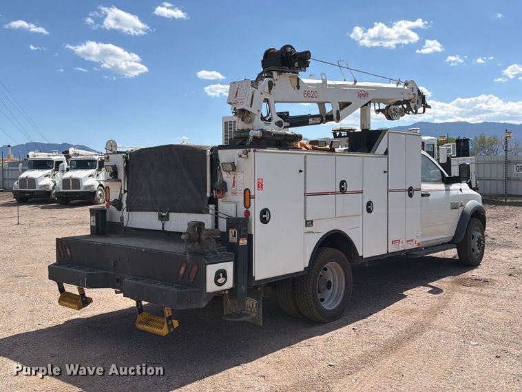 2015 RAM 5500 Utility / Service Truck - photo 5