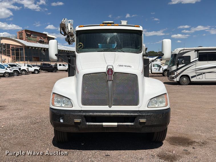 2013 Kenworth T370 Utility / Service Truck - photo 3
