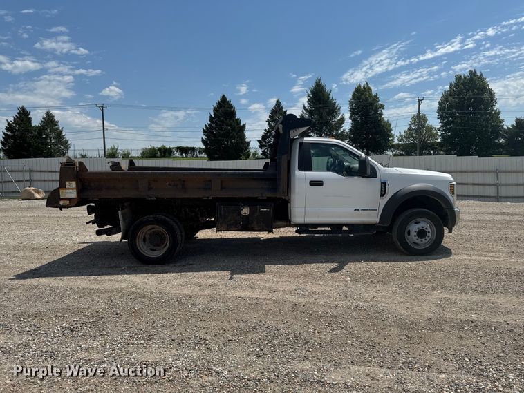 2019 Ford F550 Super Duty Dump Truck - photo 4