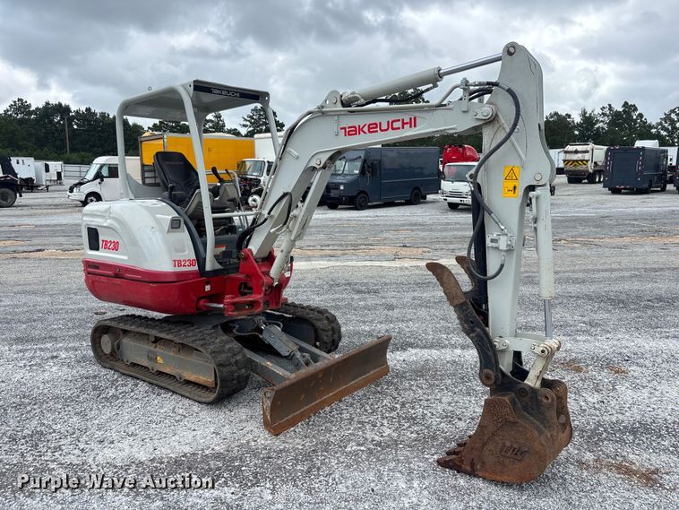 2023 Takeuchi TB230 Mini Excavator - photo 3