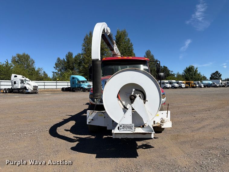 2015 International 7500 Sewer Jetter Truck - photo 2