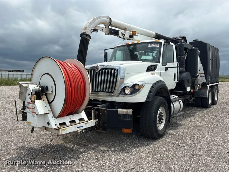 2018 International 7600 Sewer Jetter Truck