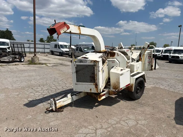 2010 Morbark M12D Wood Chipper