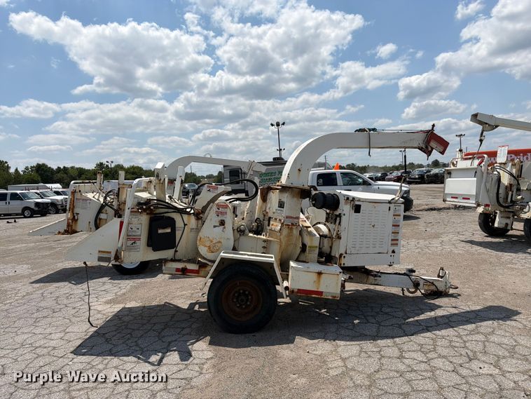 2010 Morbark M12D Wood Chipper - photo 4