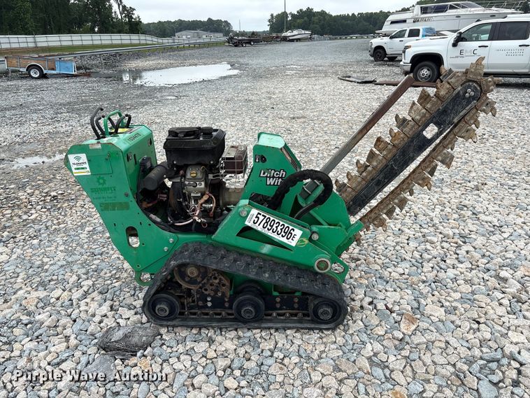 2017 Ditch Witch C16X Trencher - photo 4