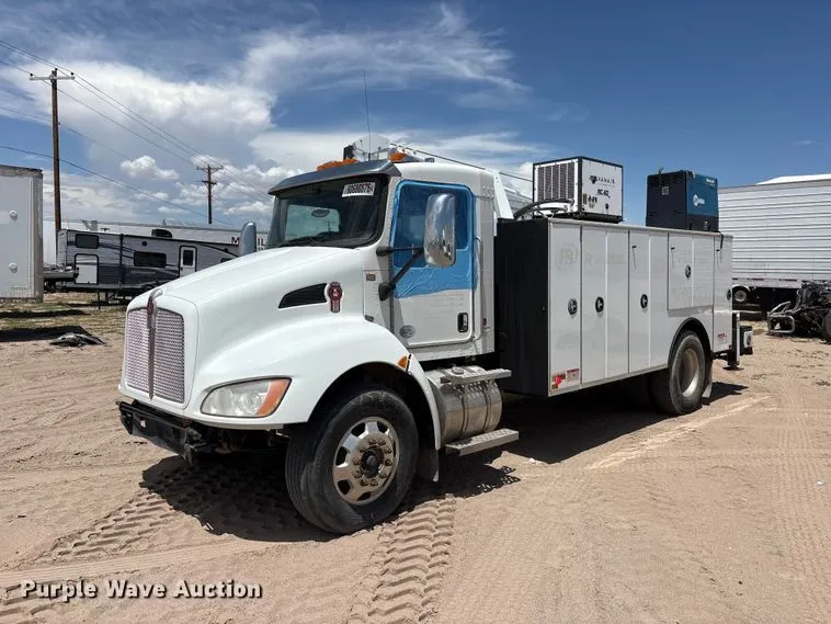 2013 Kenworth T370 Utility / Service Truck