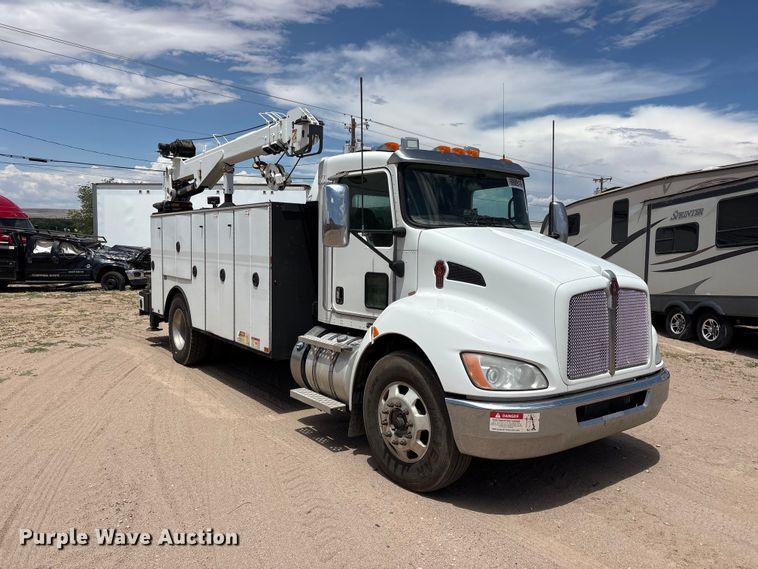 2016 Kenworth T370 Utility / Service Truck - photo 3