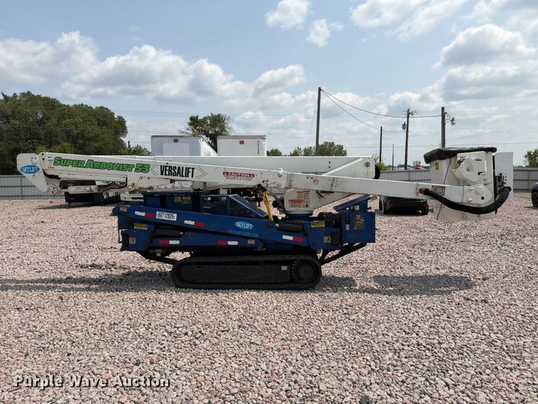 2017 SkyLift MA53TD Tracked Boom Lift - photo 4