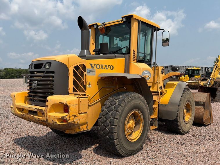 2009 Volvo L90F Wheel Loader - photo 5