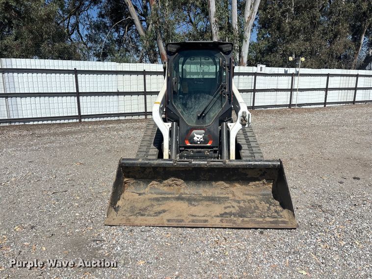 2022 Bobcat T76 Tracked Skid Steer Loader - photo 2