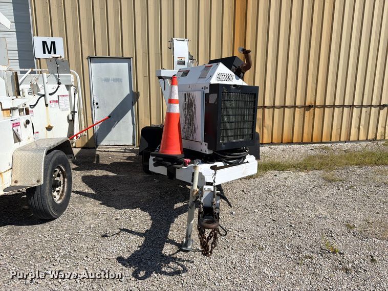 2019 Altec DC1317 Wood Chipper - photo 2
