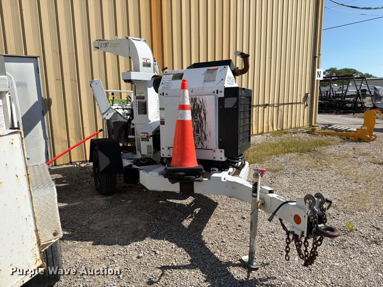 2019 Altec DC1317 Wood Chipper - photo 3
